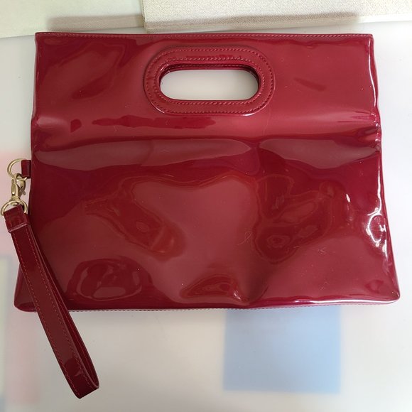 Mexx Patent Red Clutch - Flat Purse with Wristlet - Picture 5 of 5